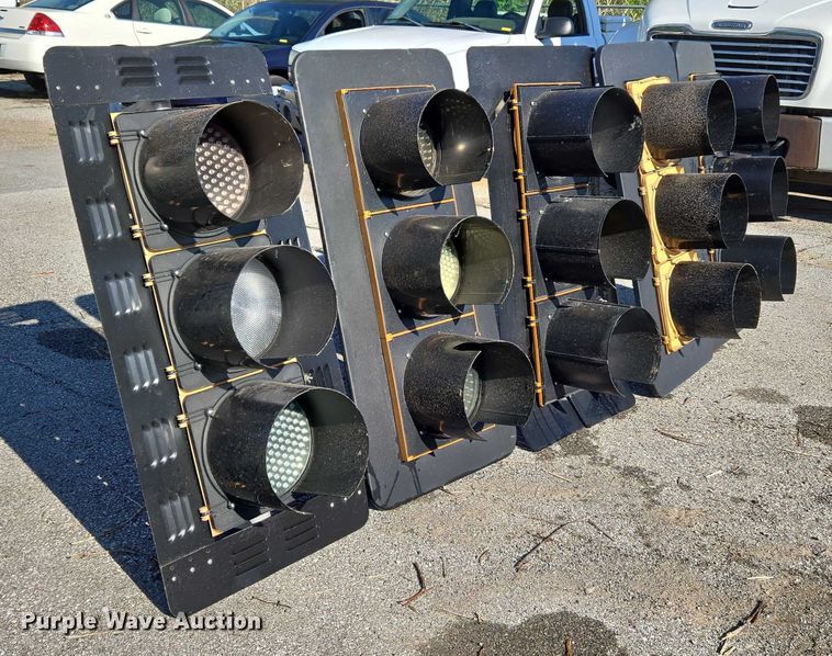 image for item EG8201 (5) traffic lights