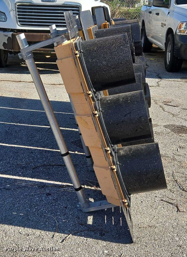 image for item EG8201 (5) traffic lights