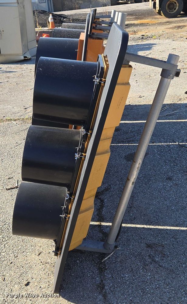 image for item EG8204 (5) traffic lights