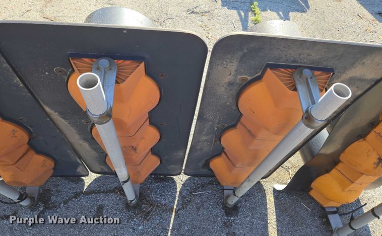 image for item EG8204 (5) traffic lights