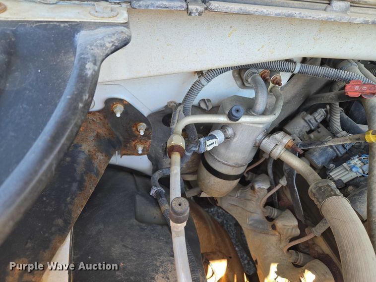 image for item EG8208 2004 GMC Sierra 1500 pickup truck