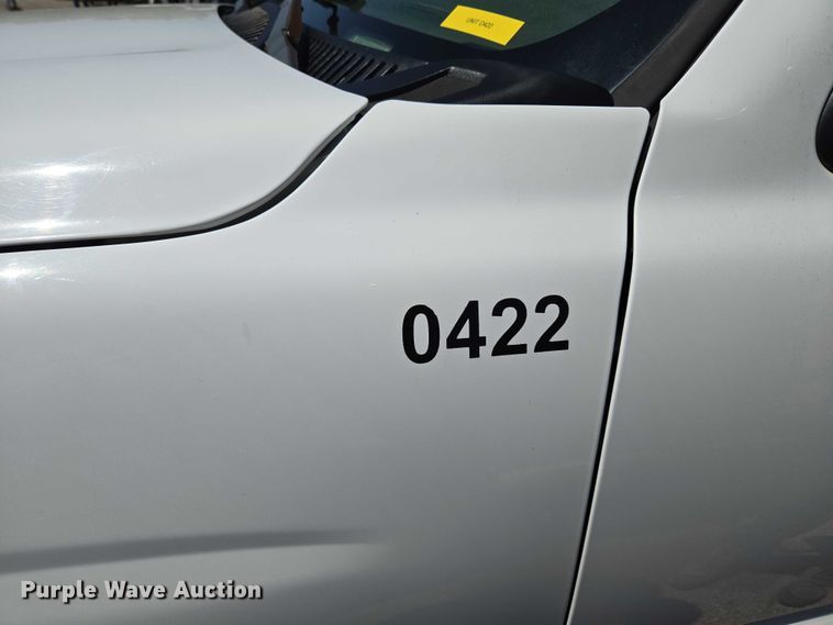 image for item EG8208 2004 GMC Sierra 1500 pickup truck