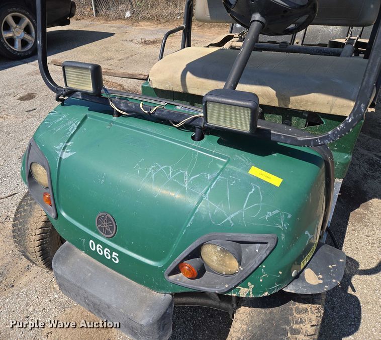 image for item EG8211 Yamaha U-Max golf cart