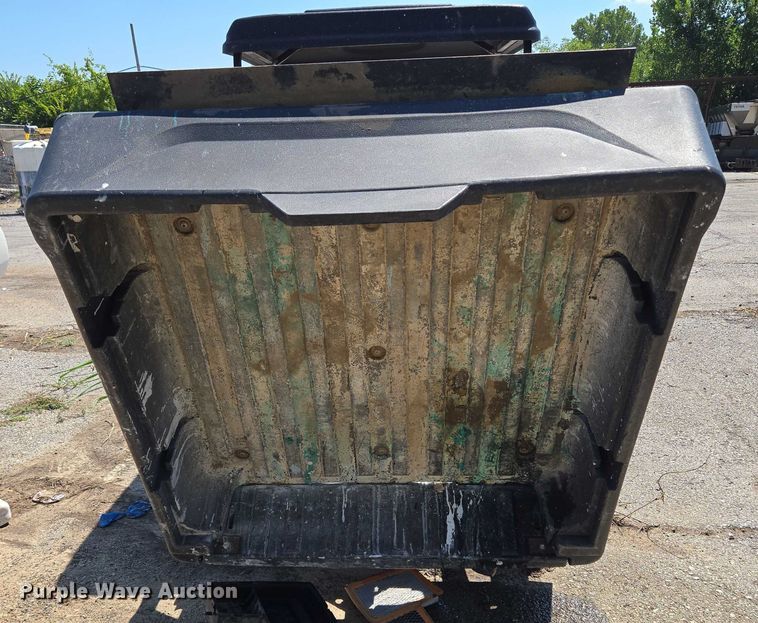 image for item EG8211 Yamaha U-Max golf cart