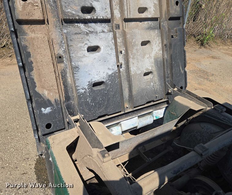 image for item EG8211 Yamaha U-Max golf cart