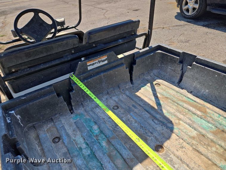 image for item EG8211 Yamaha U-Max golf cart