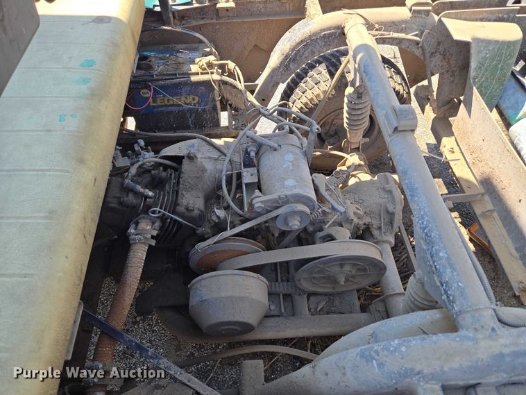 image for item EG8211 Yamaha U-Max golf cart