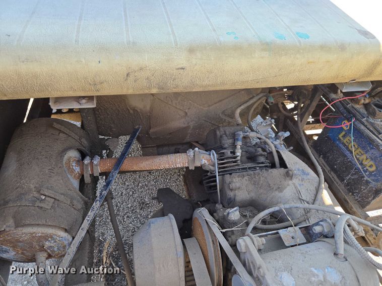 image for item EG8211 Yamaha U-Max golf cart