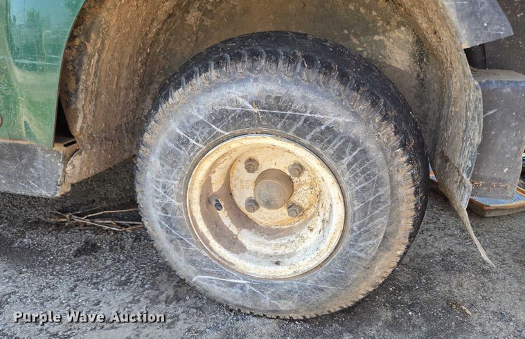 image for item EG8211 Yamaha U-Max golf cart