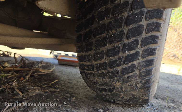 image for item EG8211 Yamaha U-Max golf cart