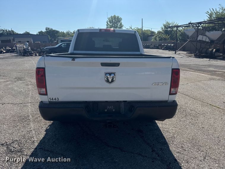 image for item EG8212 2014 Dodge Ram 1500 Crew Cab pickup truck