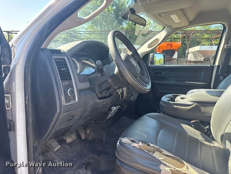 image for item EG8212 2014 Dodge Ram 1500 Crew Cab pickup truck