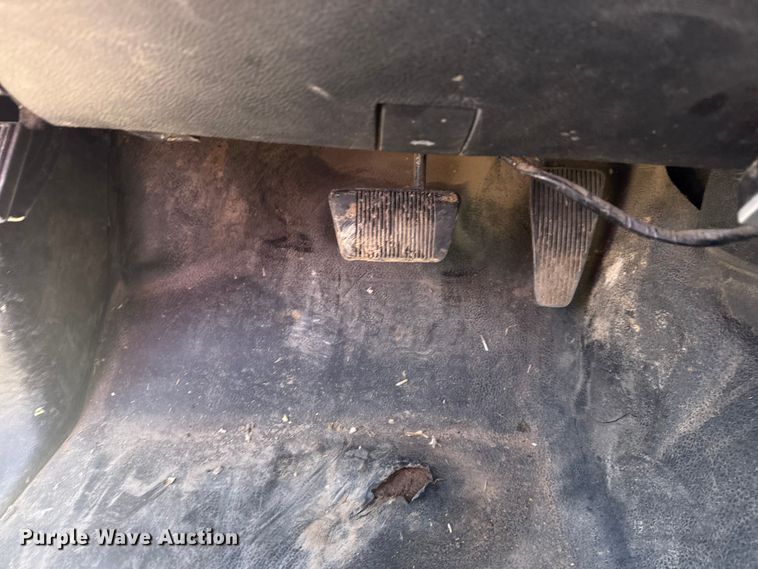 image for item EG8212 2014 Dodge Ram 1500 Crew Cab pickup truck