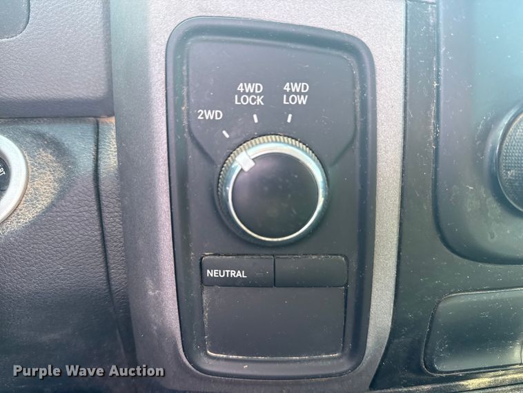 image for item EG8212 2014 Dodge Ram 1500 Crew Cab pickup truck