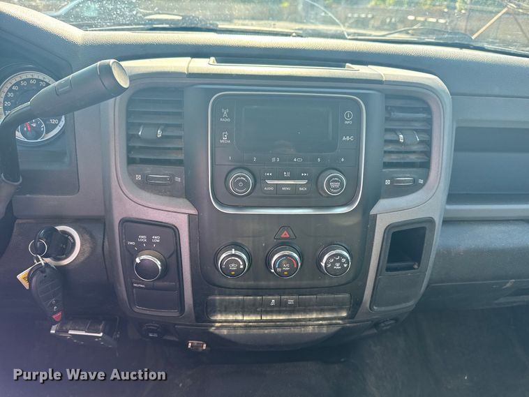 image for item EG8212 2014 Dodge Ram 1500 Crew Cab pickup truck