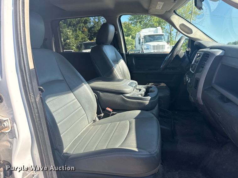 image for item EG8212 2014 Dodge Ram 1500 Crew Cab pickup truck