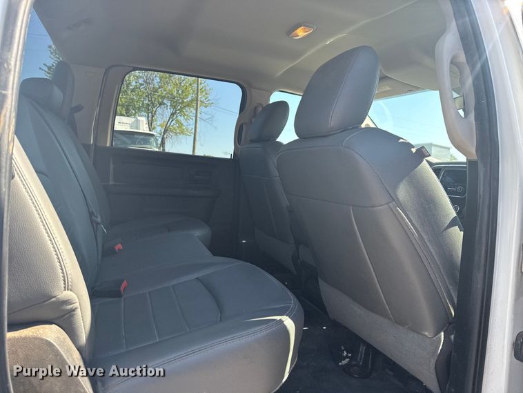 image for item EG8212 2014 Dodge Ram 1500 Crew Cab pickup truck