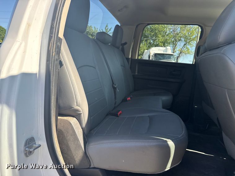 image for item EG8212 2014 Dodge Ram 1500 Crew Cab pickup truck