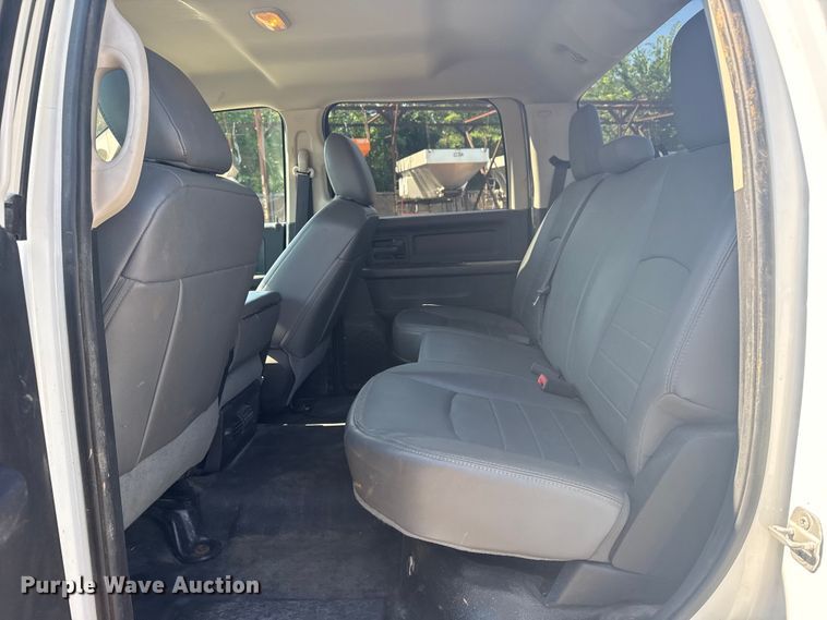 image for item EG8212 2014 Dodge Ram 1500 Crew Cab pickup truck