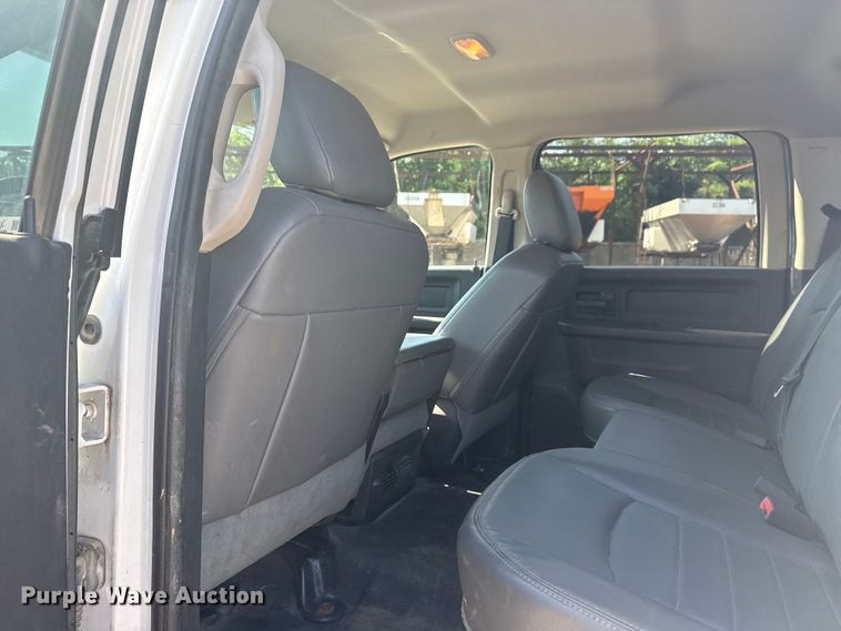 image for item EG8212 2014 Dodge Ram 1500 Crew Cab pickup truck