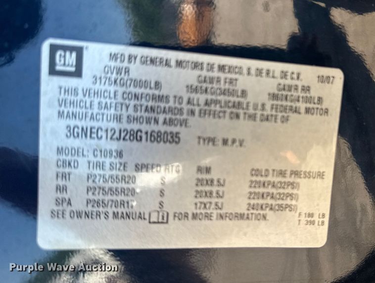 image for item EG8213 2008 Chevrolet Avalanche pickup truck