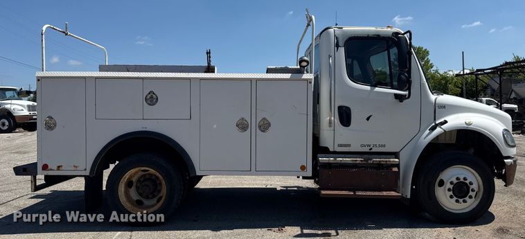 image for item EG8217 2012 Freightliner Business Class M2 utility / service truck