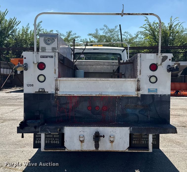 image for item EG8217 2012 Freightliner Business Class M2 utility / service truck