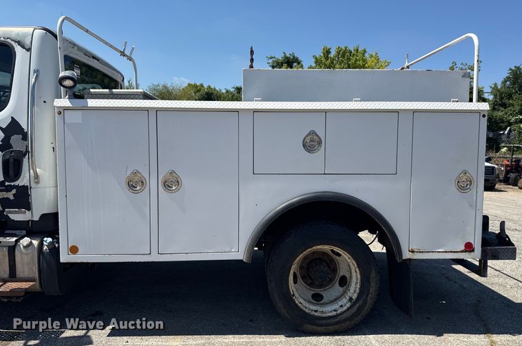 image for item EG8217 2012 Freightliner Business Class M2 utility / service truck