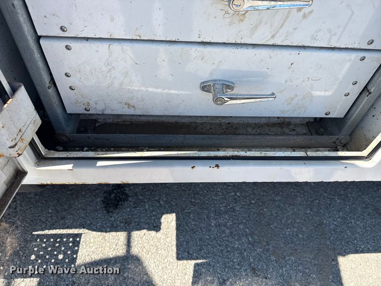 image for item EG8217 2012 Freightliner Business Class M2 utility / service truck