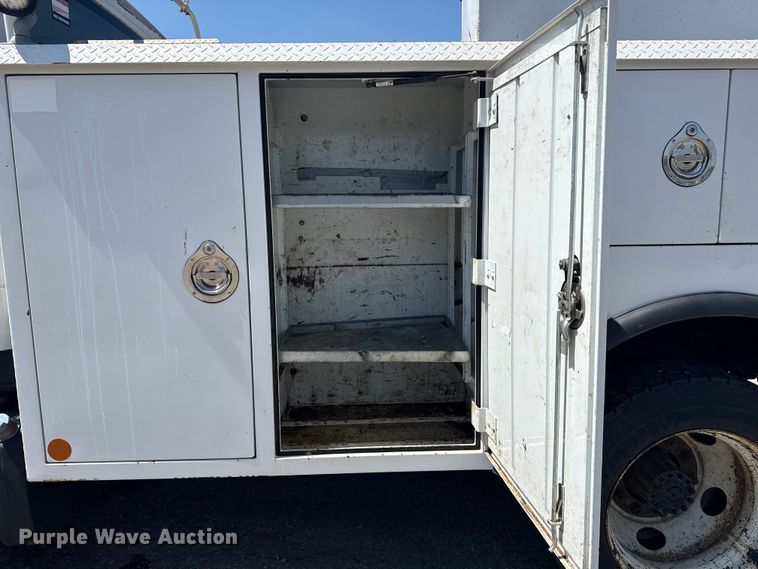 image for item EG8217 2012 Freightliner Business Class M2 utility / service truck