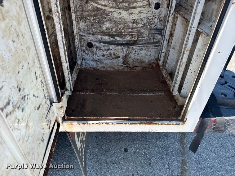 image for item EG8217 2012 Freightliner Business Class M2 utility / service truck