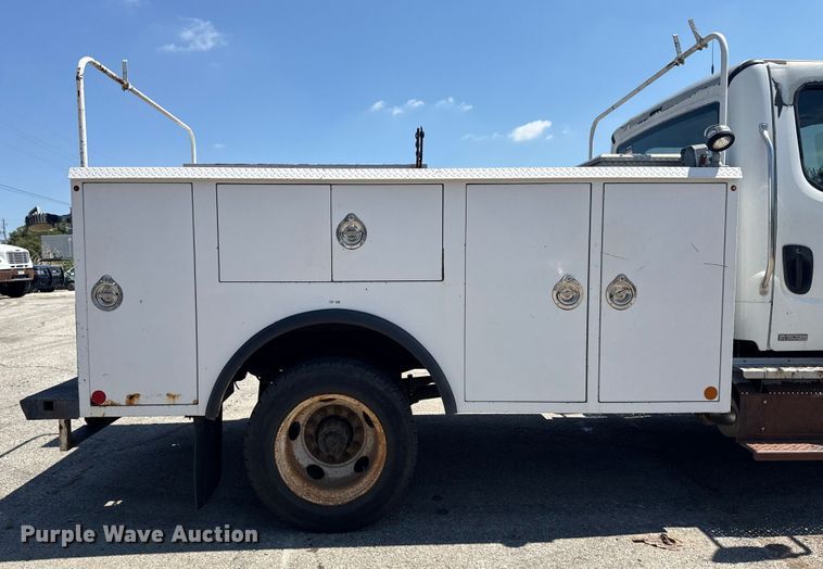 image for item EG8217 2012 Freightliner Business Class M2 utility / service truck