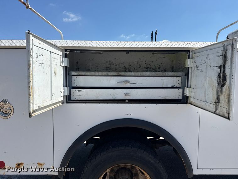 image for item EG8217 2012 Freightliner Business Class M2 utility / service truck