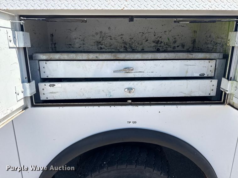 image for item EG8217 2012 Freightliner Business Class M2 utility / service truck