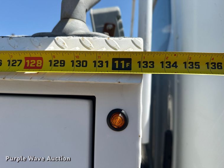 image for item EG8217 2012 Freightliner Business Class M2 utility / service truck