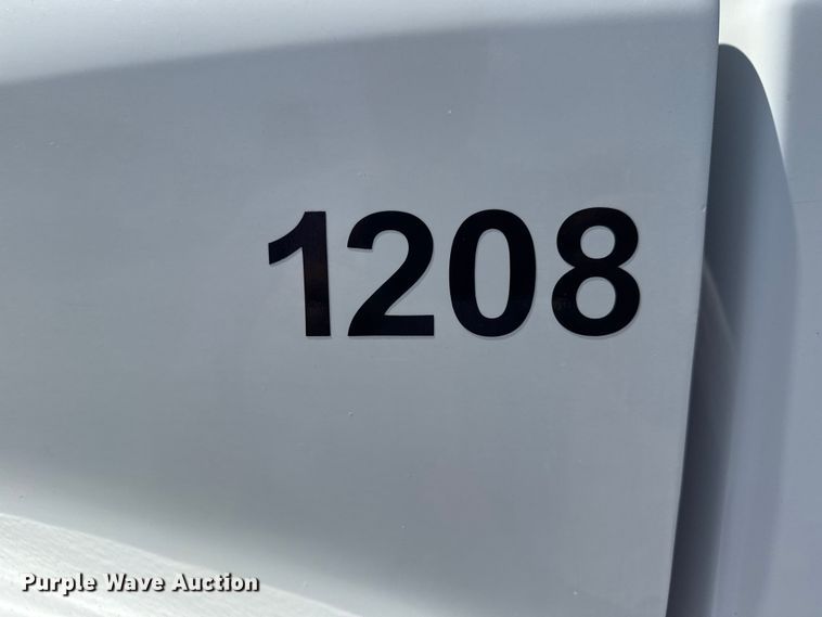 image for item EG8217 2012 Freightliner Business Class M2 utility / service truck