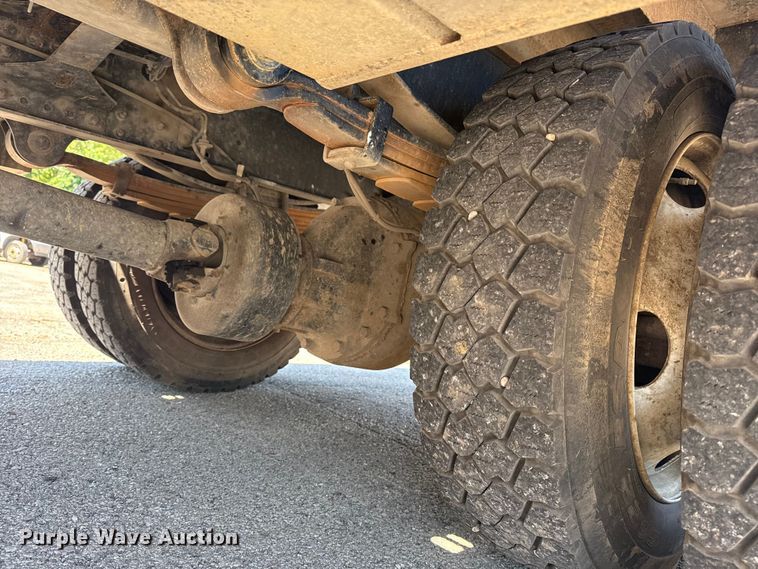 image for item EG8217 2012 Freightliner Business Class M2 utility / service truck