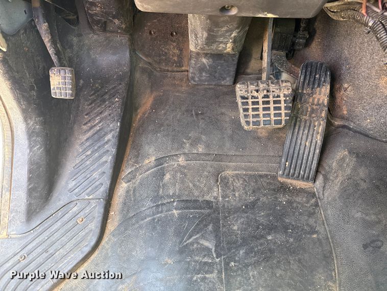 image for item EG8217 2012 Freightliner Business Class M2 utility / service truck