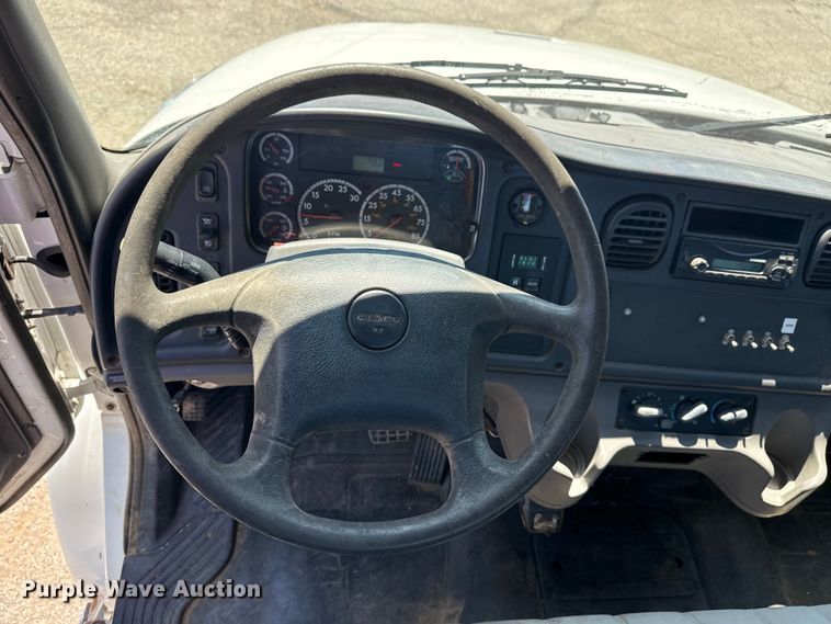 image for item EG8217 2012 Freightliner Business Class M2 utility / service truck