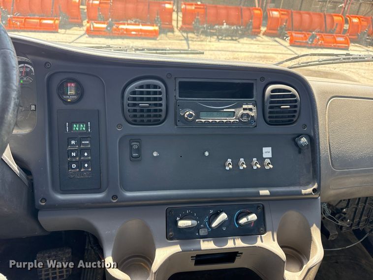 image for item EG8217 2012 Freightliner Business Class M2 utility / service truck