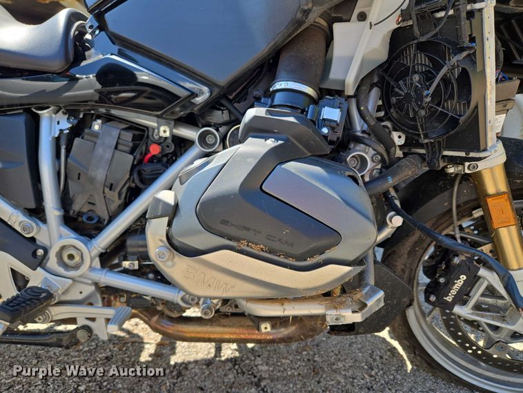 image for item EG8219 2024 BMW R 1250 Rt Police motorcycle