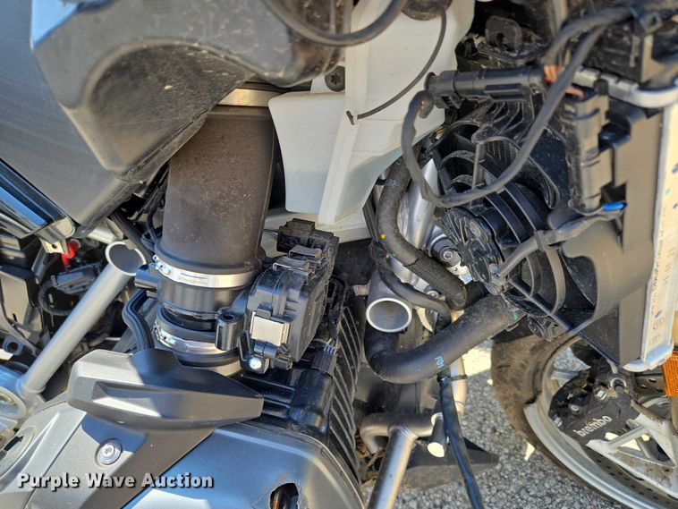 image for item EG8219 2024 BMW R 1250 Rt Police motorcycle