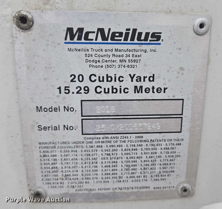 image for item EG8220 2012 Freightliner Business Class M2 refuse truck