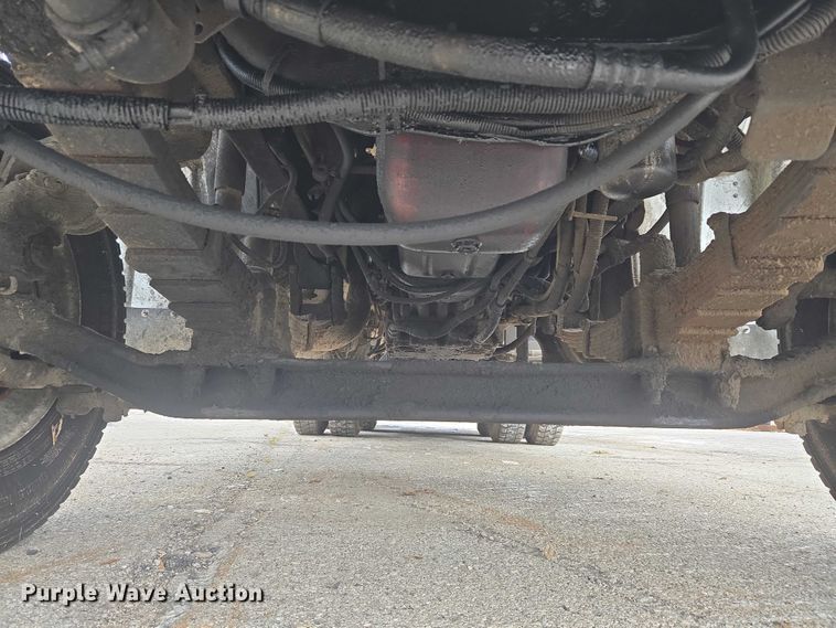 image for item EG8220 2012 Freightliner Business Class M2 refuse truck