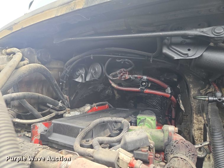 image for item EG8220 2012 Freightliner Business Class M2 refuse truck