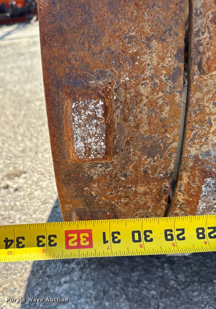 image for item EG8221 2016 Bomag BMP 8500 trench compactor