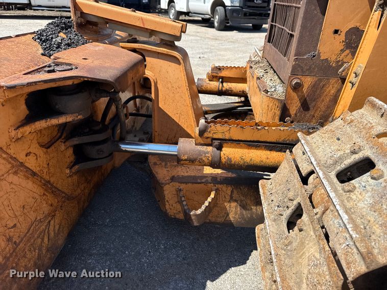 image for item EG8222 2007 Case 850K Series II dozer