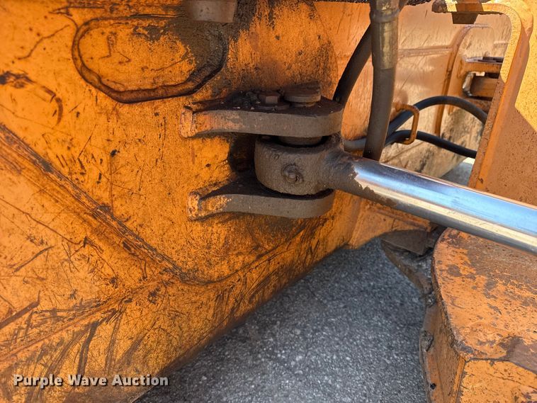 image for item EG8222 2007 Case 850K Series II dozer