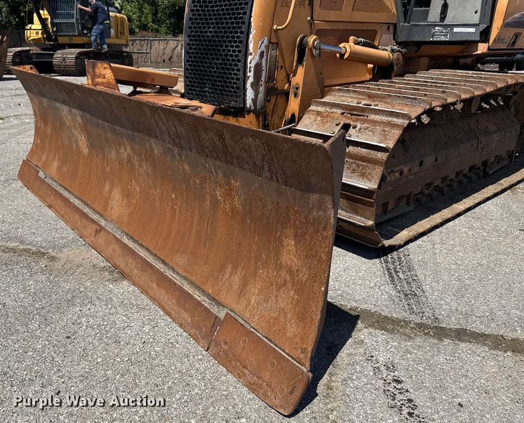 image for item EG8223 2006 Case 850K Series II dozer