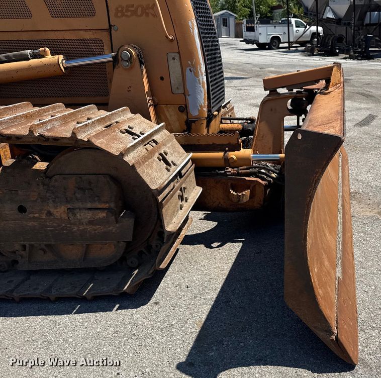 image for item EG8223 2006 Case 850K Series II dozer